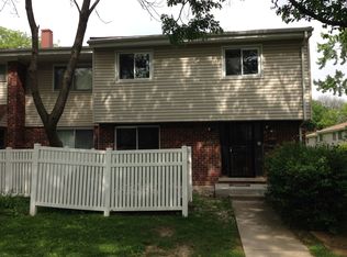 834 Pin Oak Ln, University Park, IL 60484