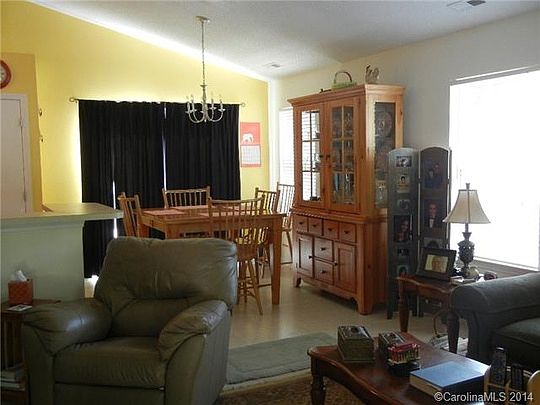4th image of 197 Brantley Place Dr