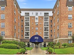 910 Stuart Avenue #2EF, Mamaroneck, NY 10543
