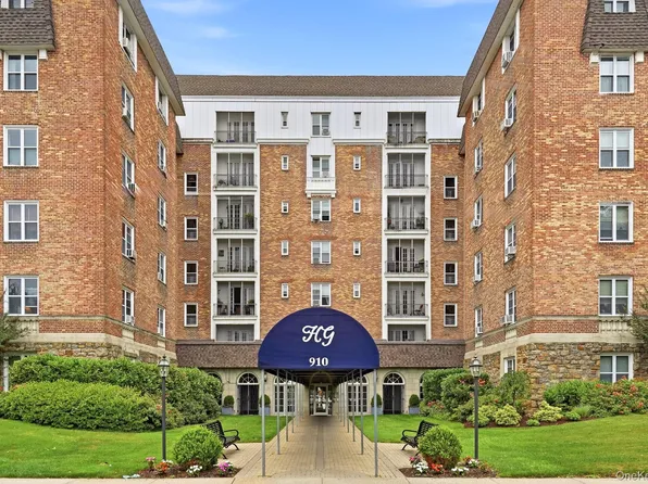 910 Stuart Avenue #2EF, Mamaroneck, NY 10543