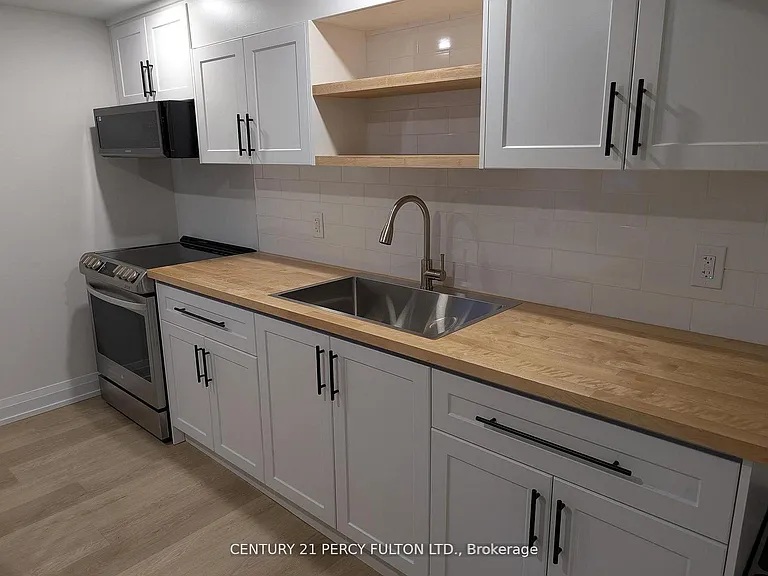 171 Sloane Ave — Photo 8