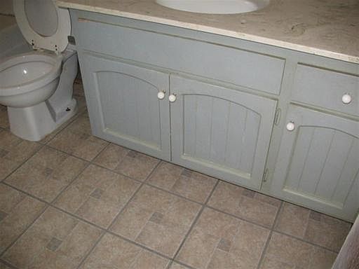 4th image of 3990 Darwin Ave