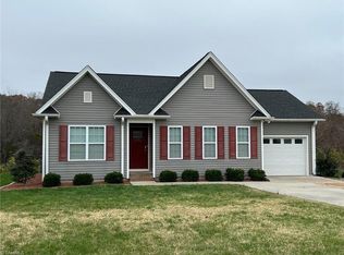 133 Elmwood St, Mocksville, NC 27028