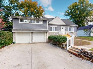 419 Boyer Rd, Erie, PA 16511