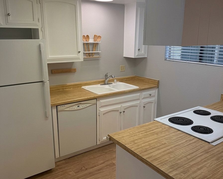 1st image of 3335 Broad St APT 11