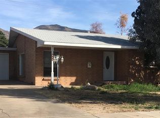 902 Cedar Ave, Alamogordo, NM 88310