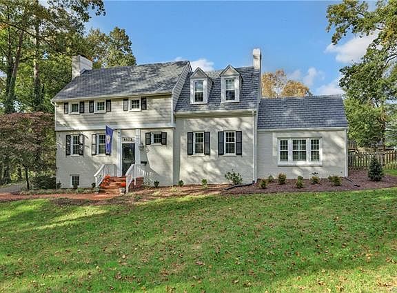 4th image of 8102 University Dr