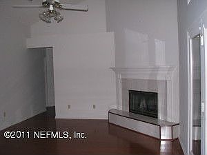 4th image of 813 Swinford Ct