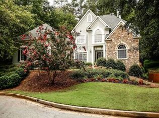 3915 W Nancy Creek Ct, Atlanta, GA 30319