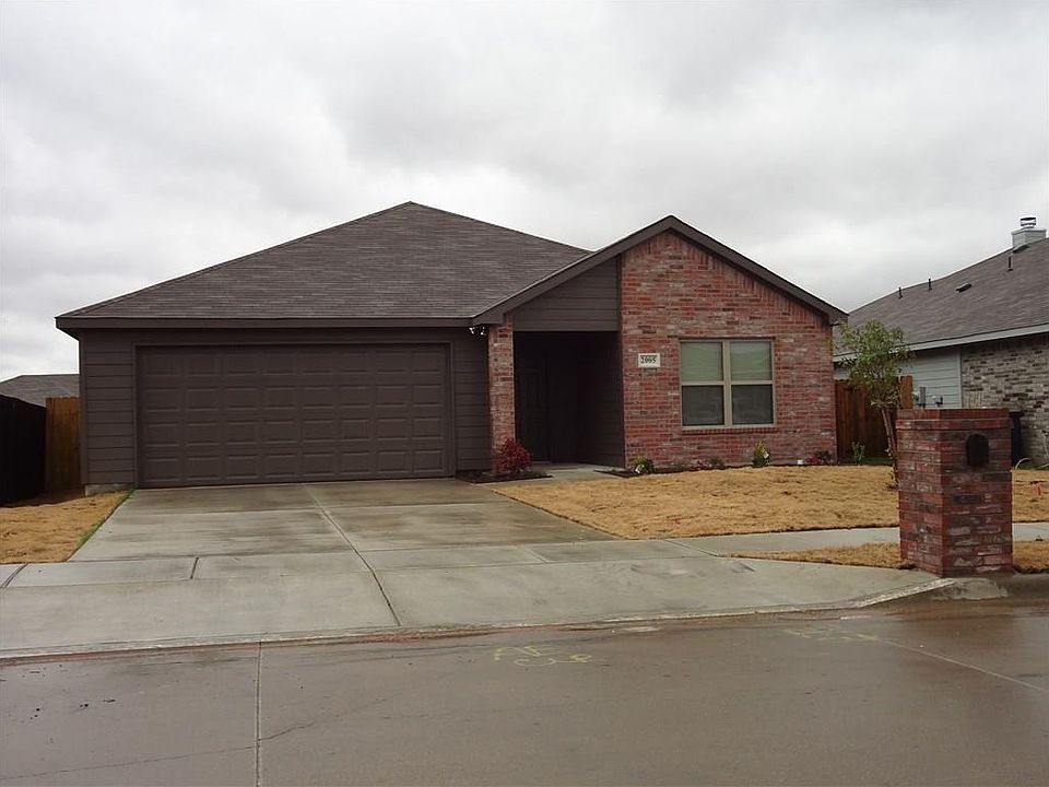 1st image of 2005 Alanbrooke Dr