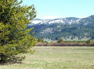 10202 Packsaddle Rd, Cascade, ID 83611