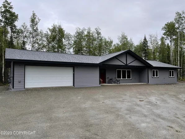 1535 N Meadow Lakes Loop, Wasilla, AK 99623
