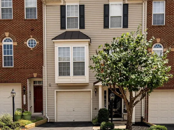 25388 Peaceful Ter, Aldie, VA 20105