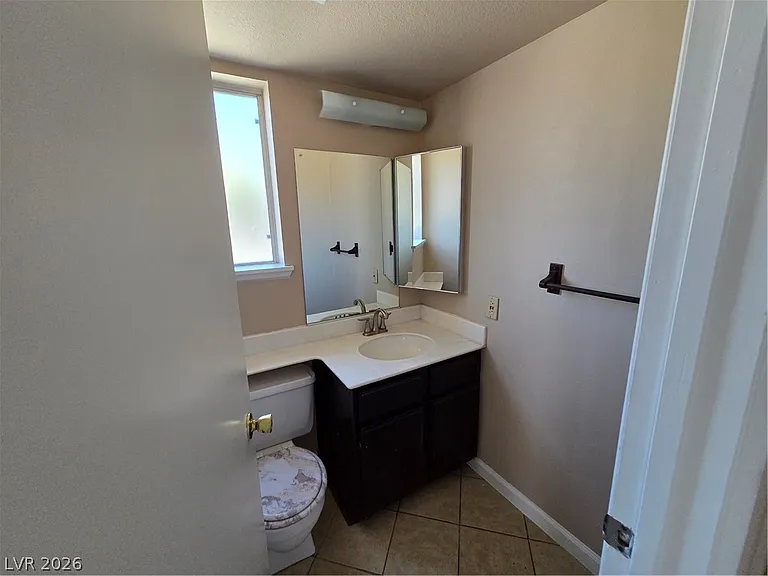 1745 Mount Hood St — Photo 24