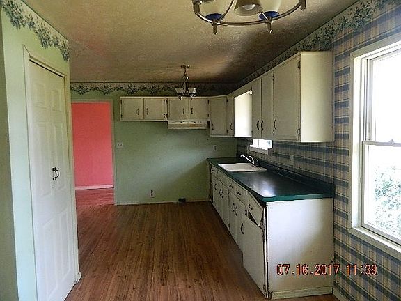 5th image of 55 Township Road 249 W