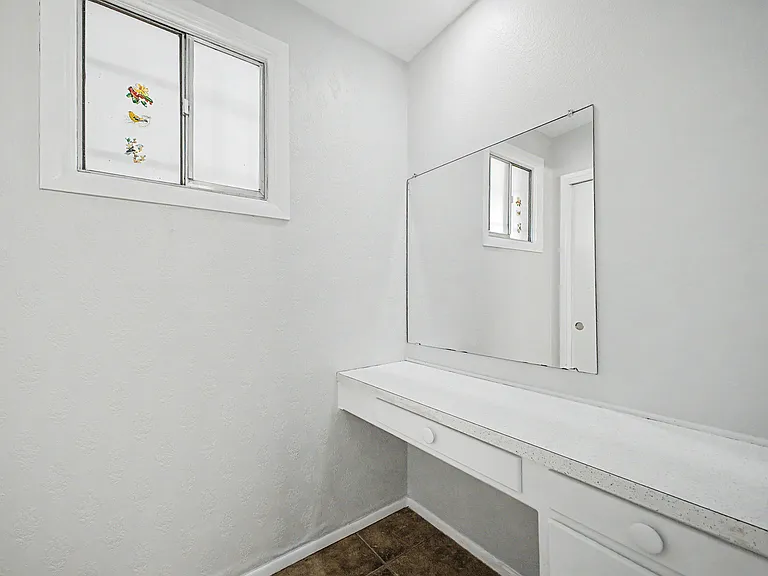 3543 W Puget Ave — Photo 12
