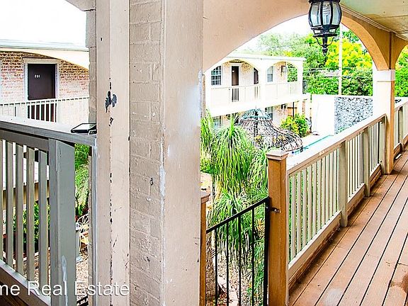 4th image of 5720 S Alameda St APT 210