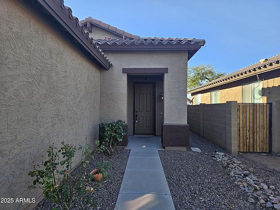 3rd image of 19422 N SMITH Drive