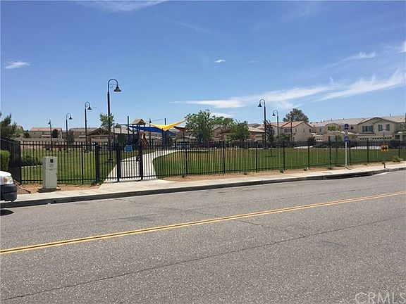 3rd image of 16716 Desert Lily St