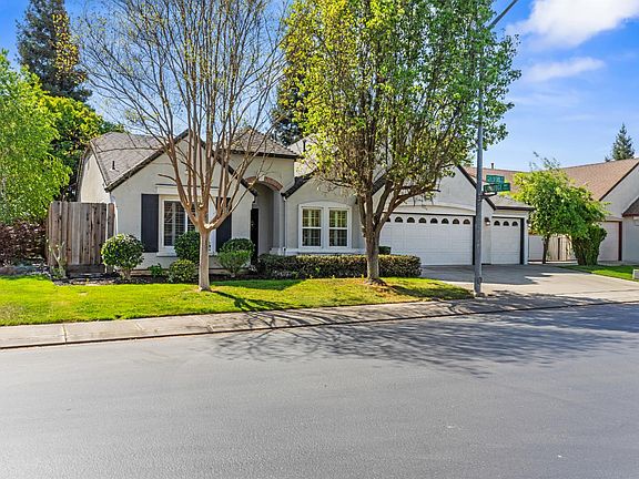 3rd image of 3808 Guildford Ln