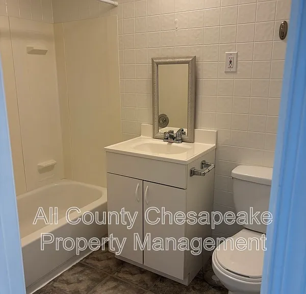 820 Comer Sq — Photo 8