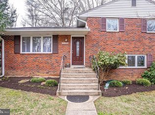 12224 Hunters Ln, Rockville, MD 20852