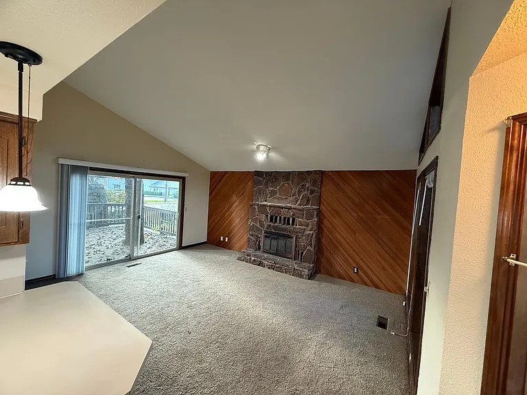 1150 NW Sunnywood Ct — Photo 8