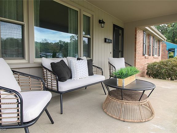 2nd image of 3490 Tall Oaks Ln