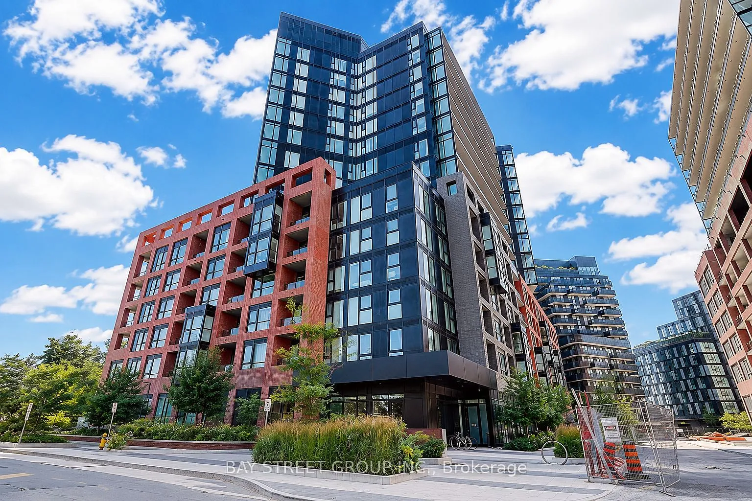 2 bed, $2,100 — Photo 1