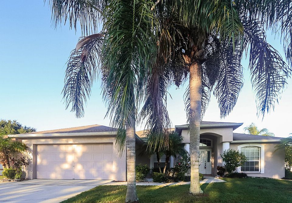 1st image of 5800 Driftwood Dr