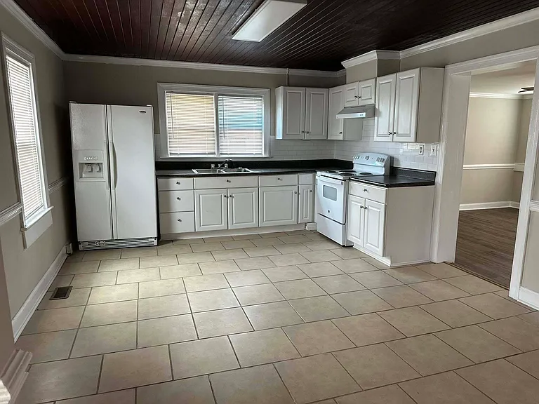 6401 Stantonsburg Rd — Photo 25