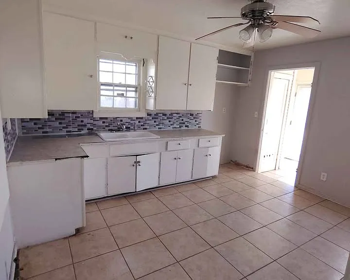 207 E Chestnut Ave — Photo 4