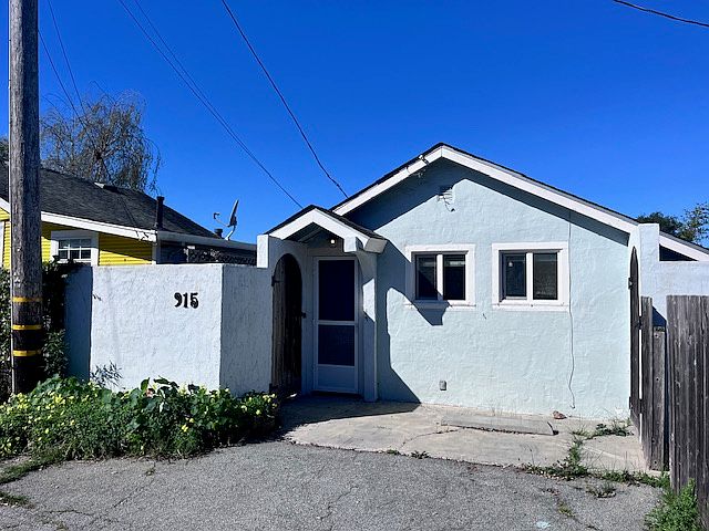 1st image of 915 40th Ave