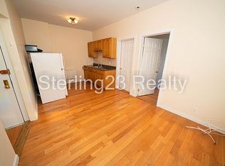 2306 29th Ave APT 3R, Astoria, NY 11102