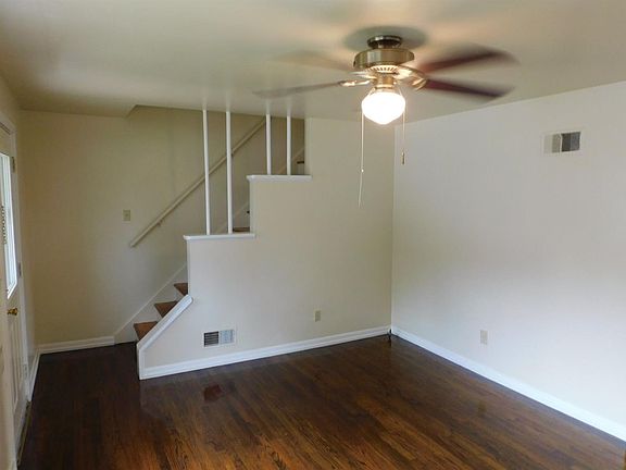 3rd image of 1143 Mansion Ave