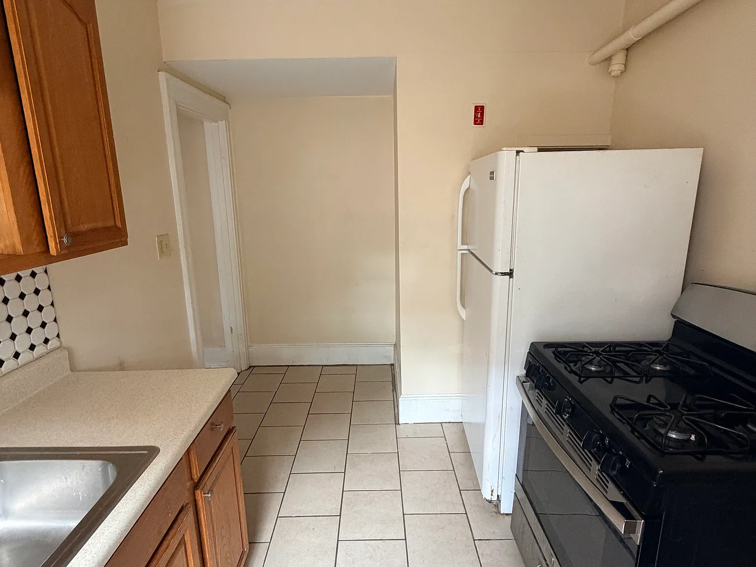 1 bed, $1,325 — Photo 3