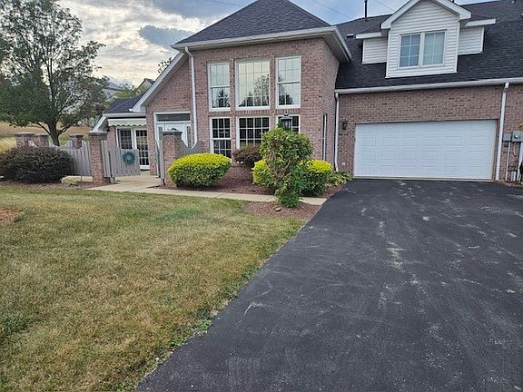 3rd image of 1531 Parkwood Pointe Dr