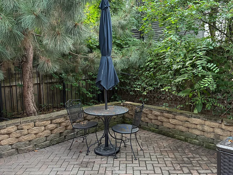 1704 N Sedgwick St #1 — Photo 9