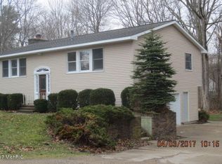 3558 Mohawk Dr, Muskegon, MI 49441