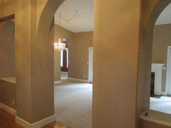 5th image of 6512 Arnold Ln