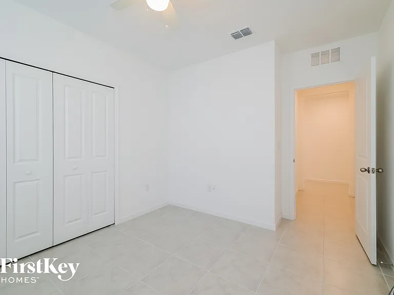 178 Andreas St — Photo 11