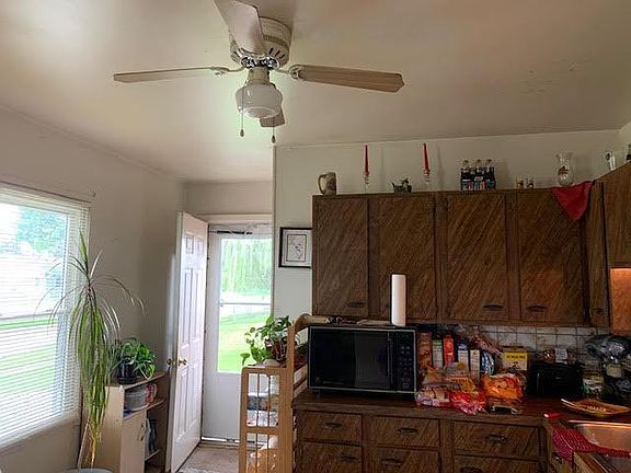 2nd image of 572 Seneca Dr