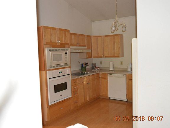 5th image of 509 College Dr NE