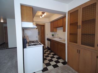 2580 N Oakland Ave APT 108, Milwaukee, WI 53211