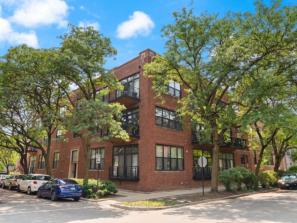 1st image of 1670 N Claremont Ave APT 306