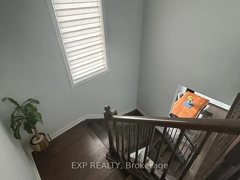 1045 Curraglass Walk — Photo 17