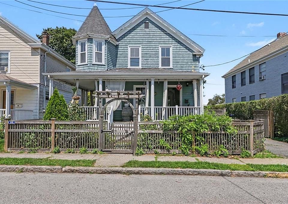 1st image of 24 Russell Ave