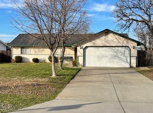 22596 Riverview Dr, Cottonwood, CA 96022