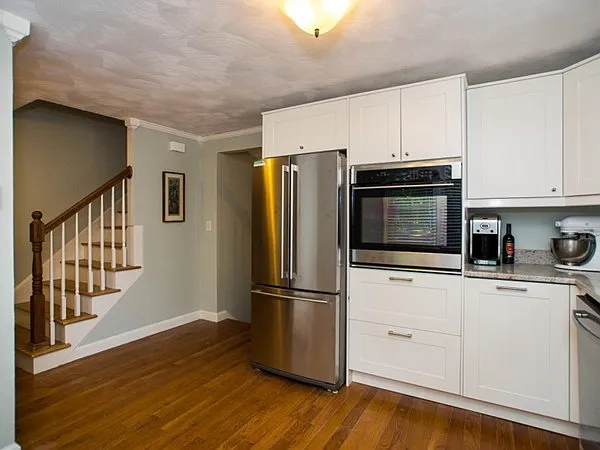 23 Barlow St #23 — Photo 7