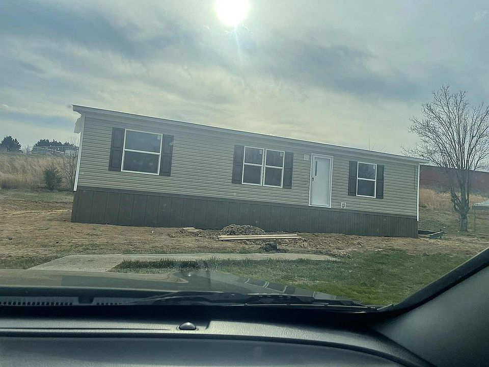 1st image of 2712 Four Point Ln